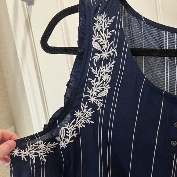 LC Lauren Conrad Blue White Striped Embroidered Sleeveless Ruffle Top Womens XL - Picture 3 of 10